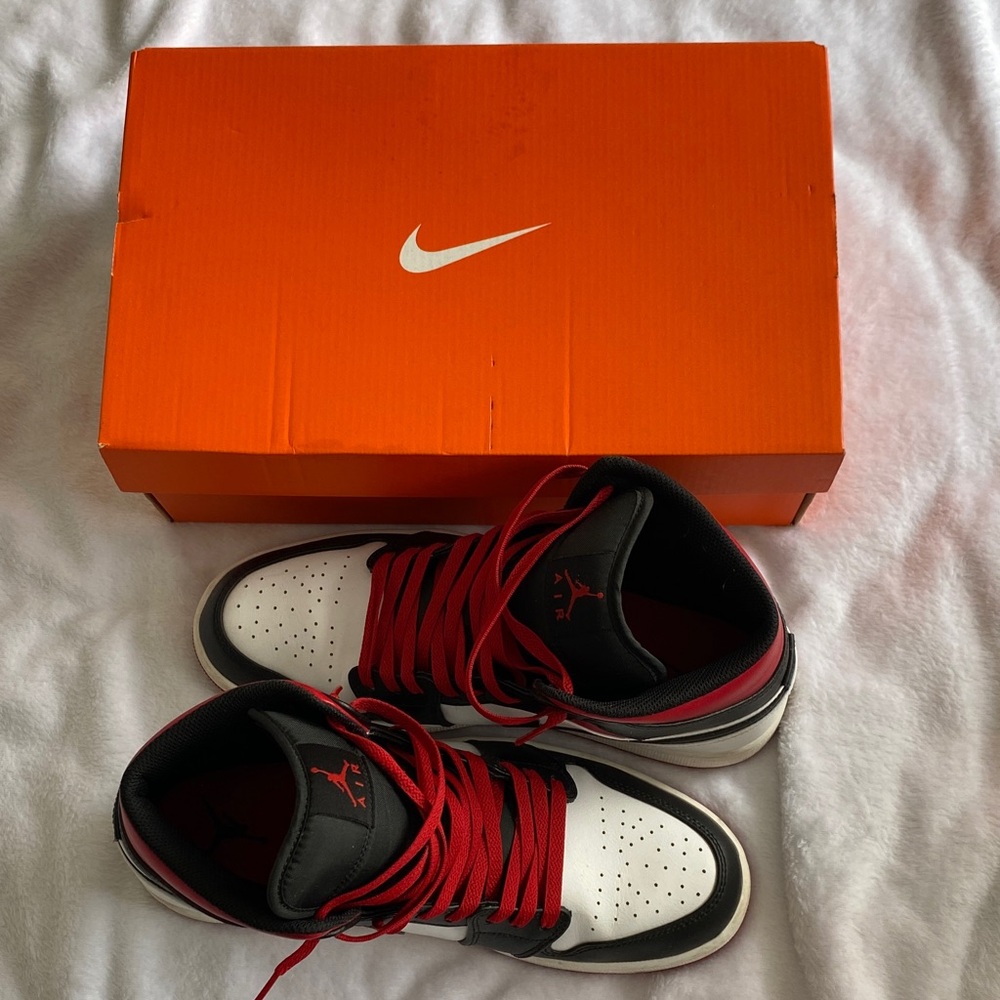 Nike Men's Shoes - Black, White, Red